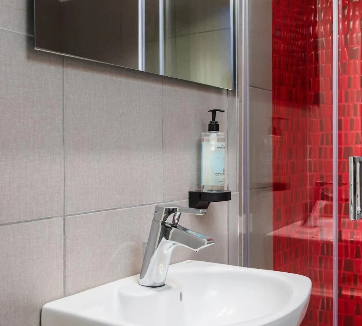 Sienna By Halu!, Cozy Apt In Main Shopping District Θεσσαλονίκη 0*,  Ελλάδα